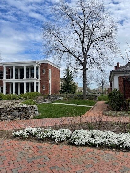 area between W&L's center for global learning and the admissions building